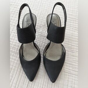 Life Stride Black Slingback Heels - Size 10